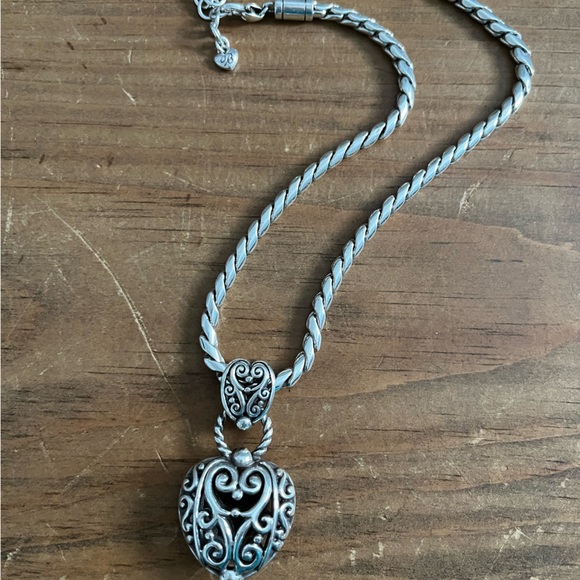 Brighton Necklace - Picture 2 of 3